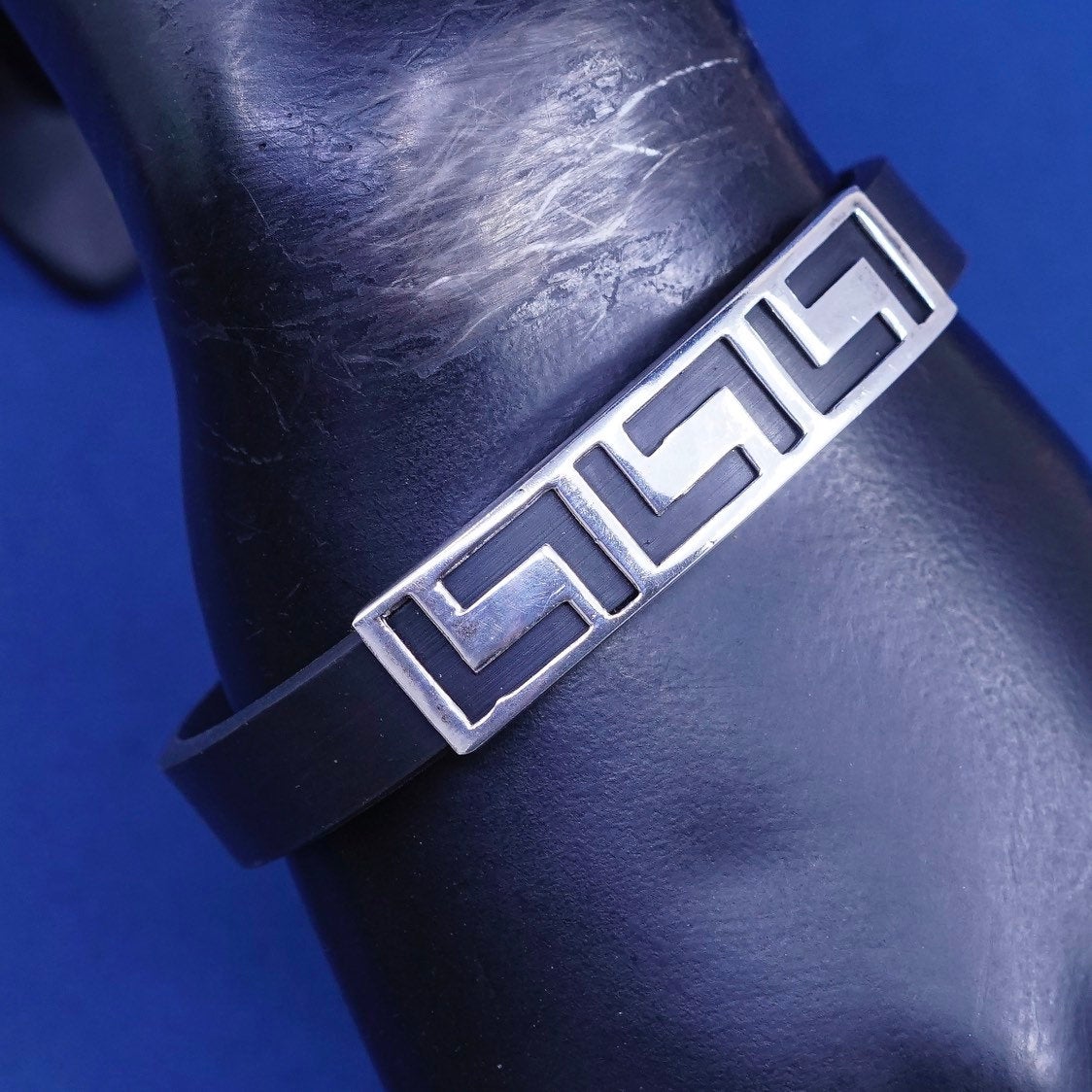 6.75”, vtg Sterling silver handmade bracelet, 925 Greek key bar w/ rubber band