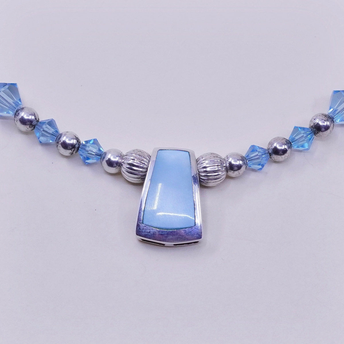 17”, Sterling 925 silver necklace with crystal beads mother of pearl pendant