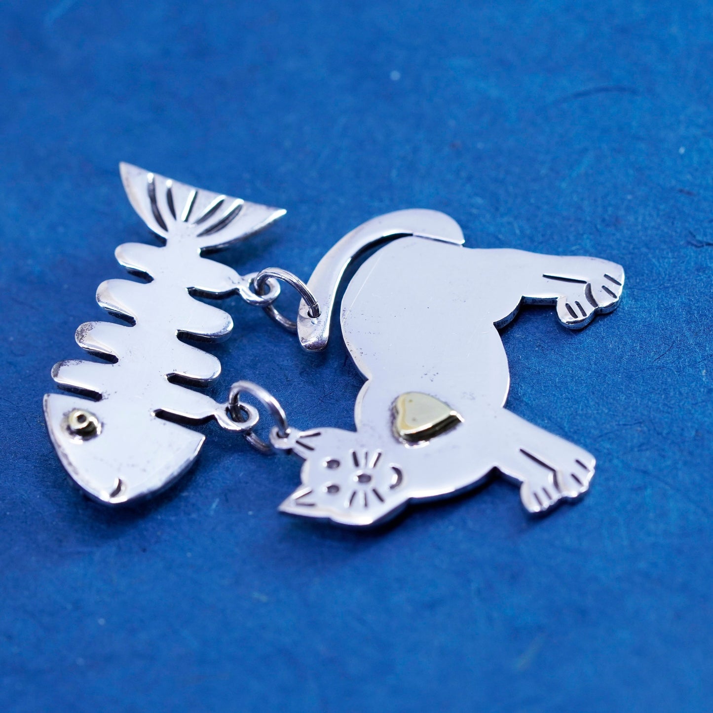 vtg Mexico sterling silver brooch, 925 fish bone kitty cat pin with brass heart