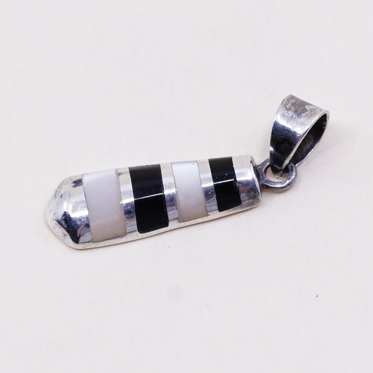 vintage handmade sterling silver pendant, Mexico 925 silver with black onyx MOP