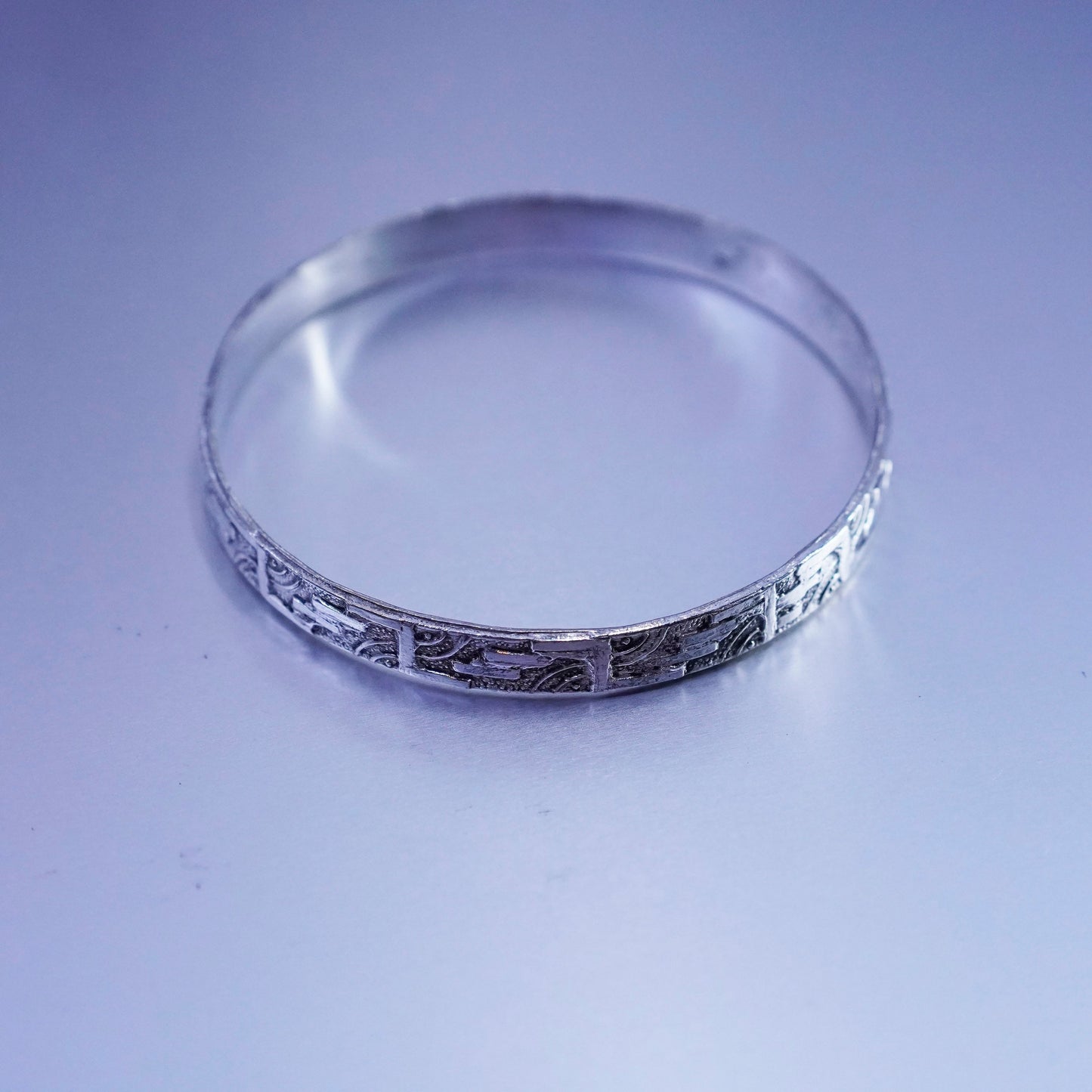 8.25”, Vintage Mexico Sterling 925 silver handmade bracelet, textured bangle
