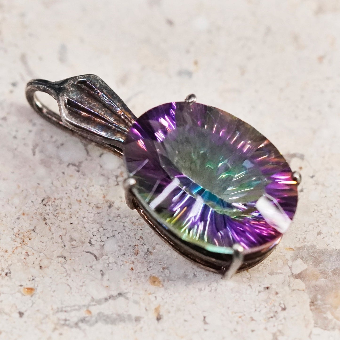 Vintage sterling 925 silver handmade pendant with rainbow topaz
