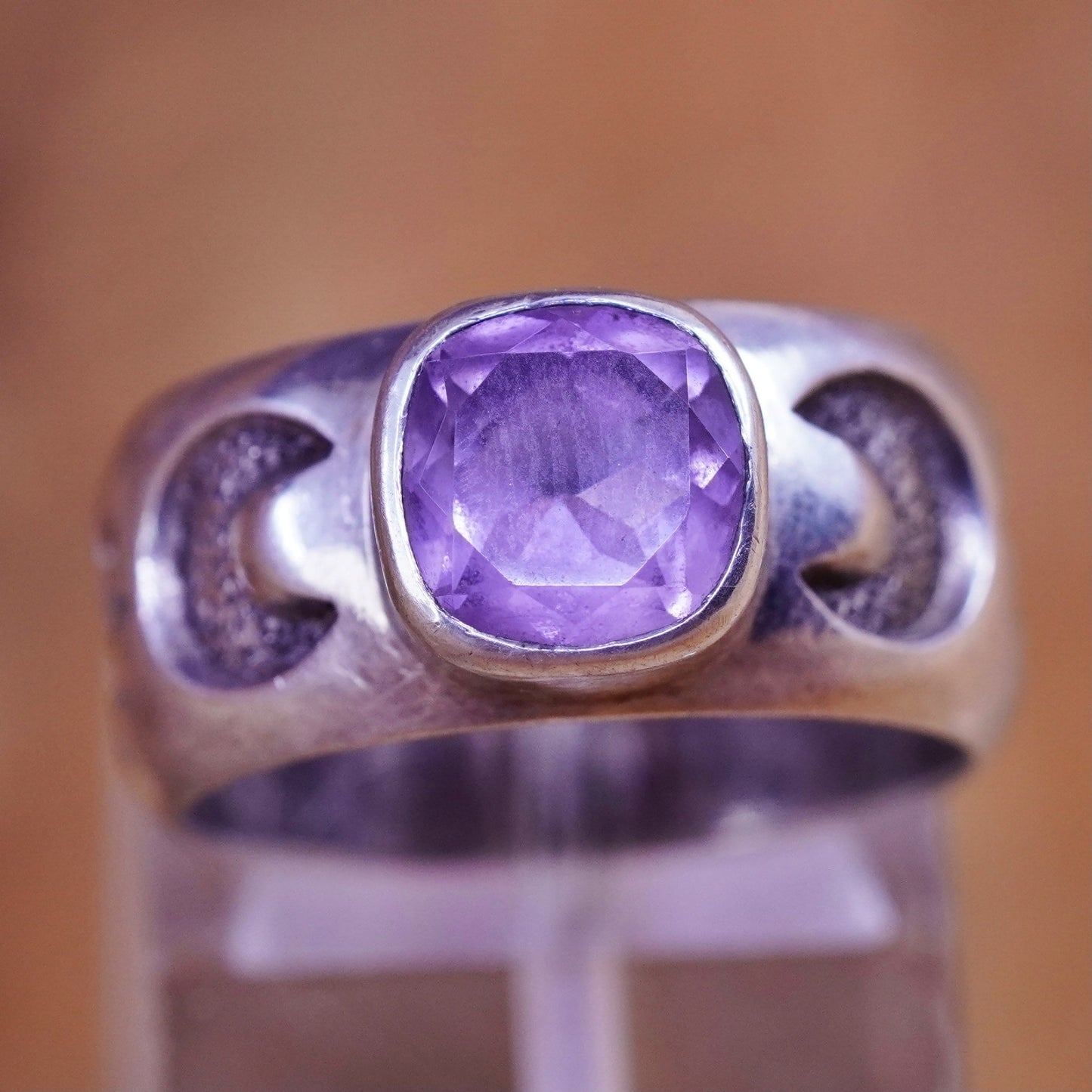 Size 6.25, Sterling silver statement ring, 925 band w/ oval amethyst moon star