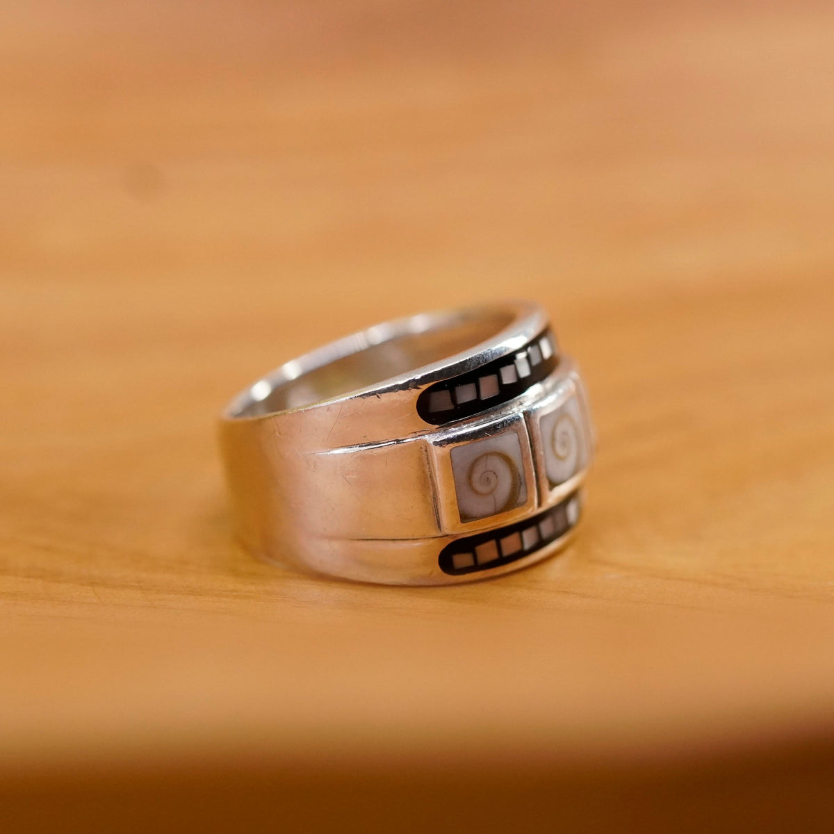 Size 7.75, Sterling 925 silver handmade band ring w/ Shiva Eye mother of pearl