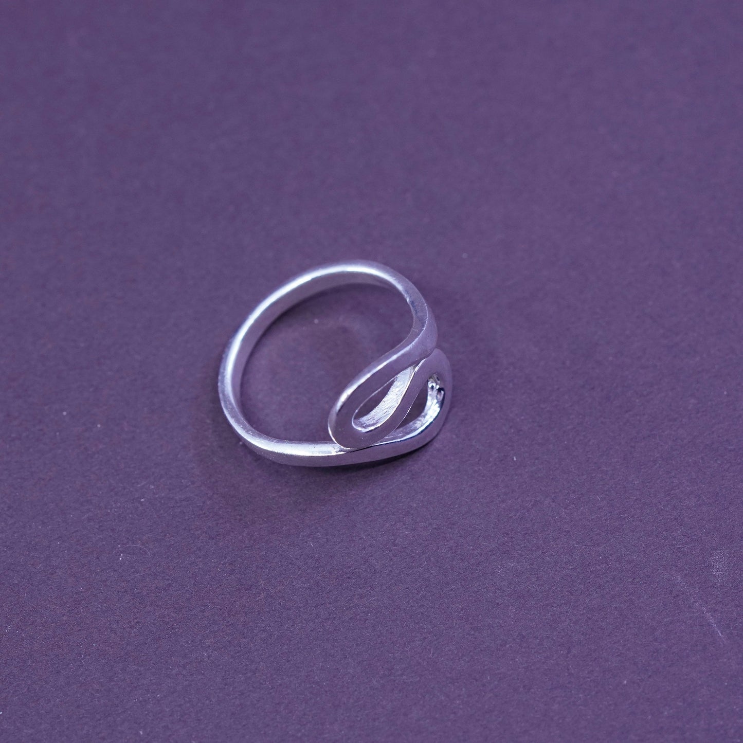 Size 6.5, vintage TMA Sterling silver handmade ring, Modern 925 wavy band