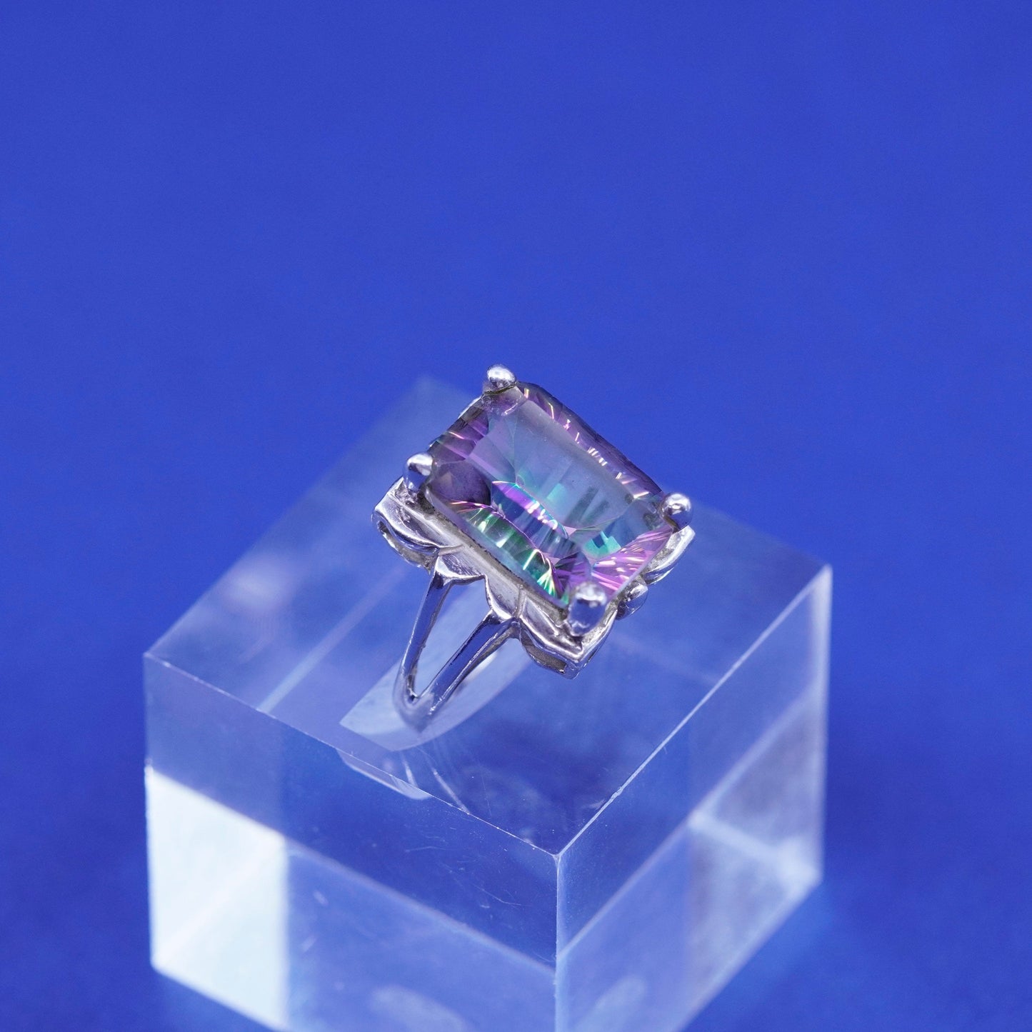 Size 6, vintage sterling 925 silver handmade ring with rainbow topaz