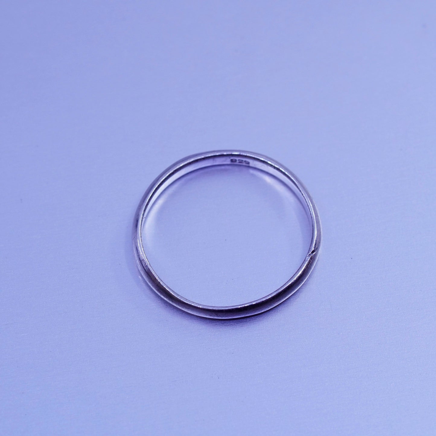 Size 7.25, vintage southwestern Sterling 925 silver wedding ring, band
