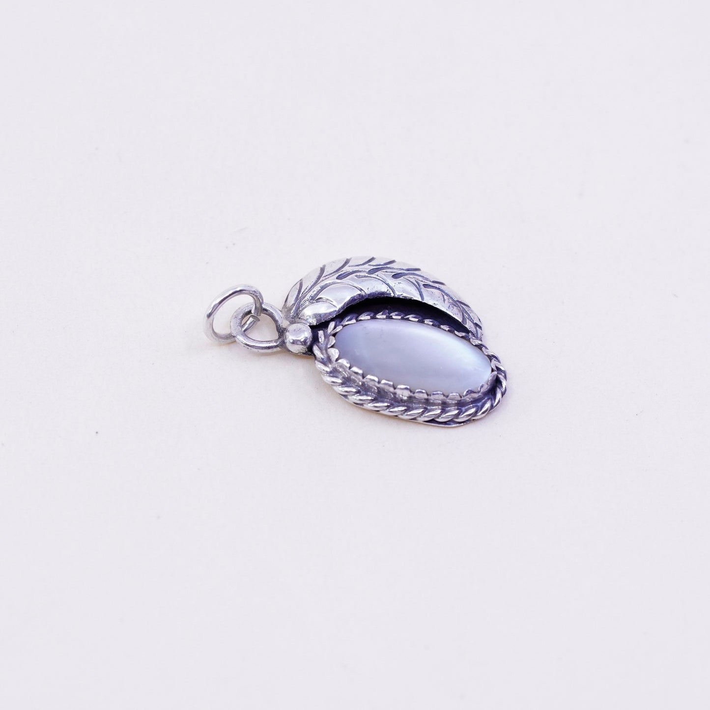 Vintage Sterling 925 silver handmade pendant with oval moonstone and leaf