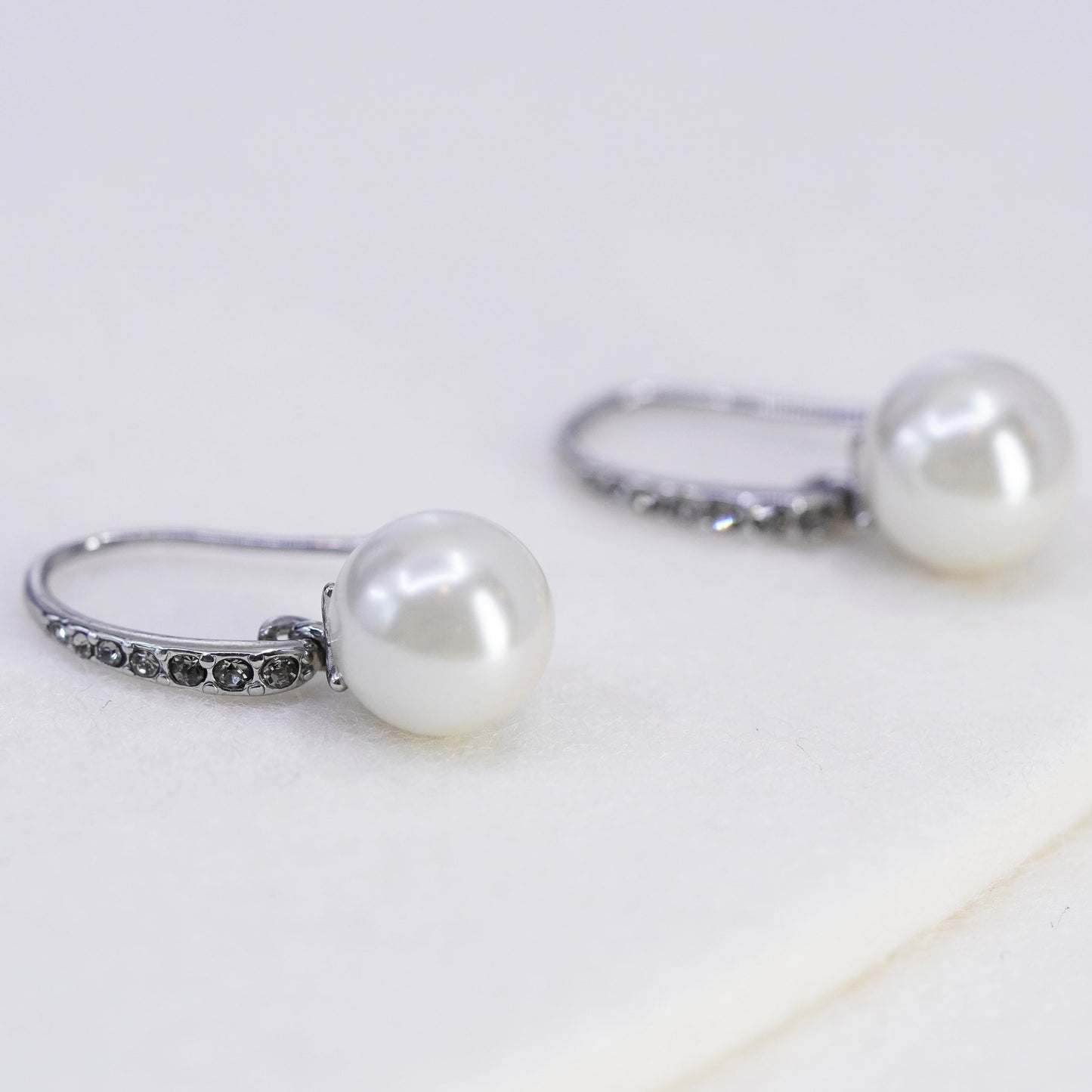 Vintage Silver tone earrings with faux pearl and crystal