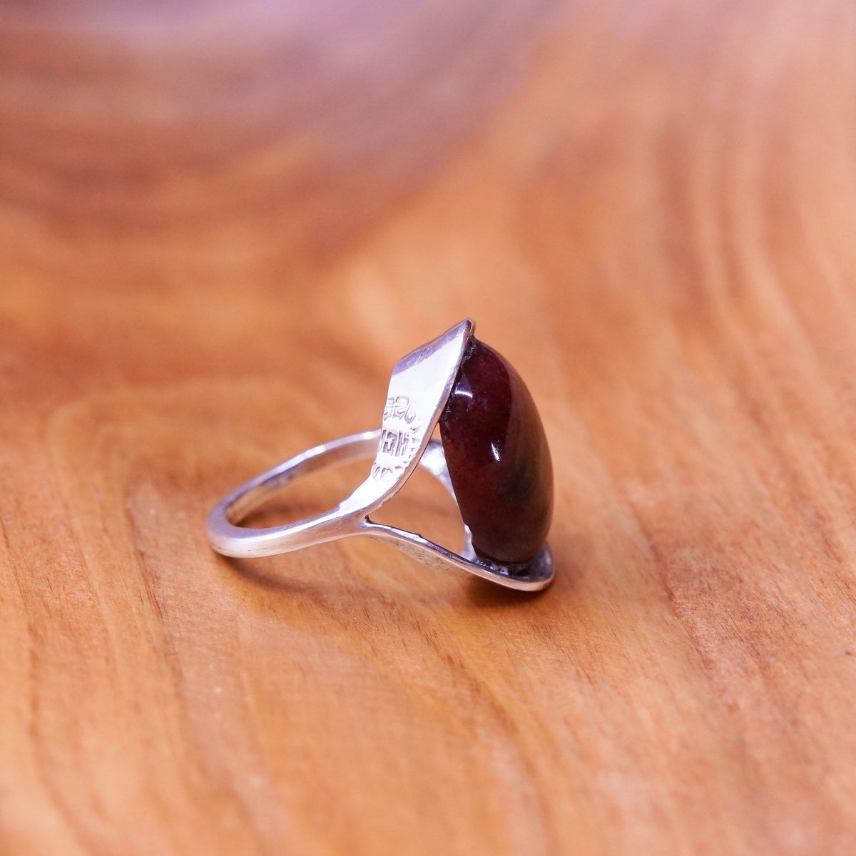 Size 5.25, vintage Mexico Sterling 925 silver handmade ring with red jasper