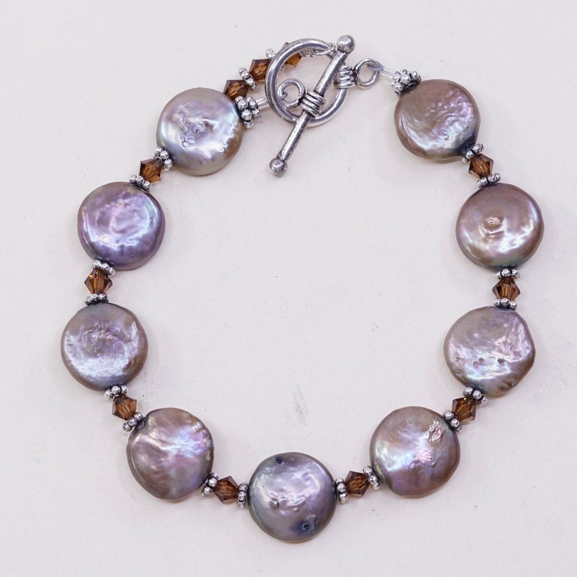 6.75", VTG handmade silver Tone bracelet, purple grayish pearl beads w/ toggle