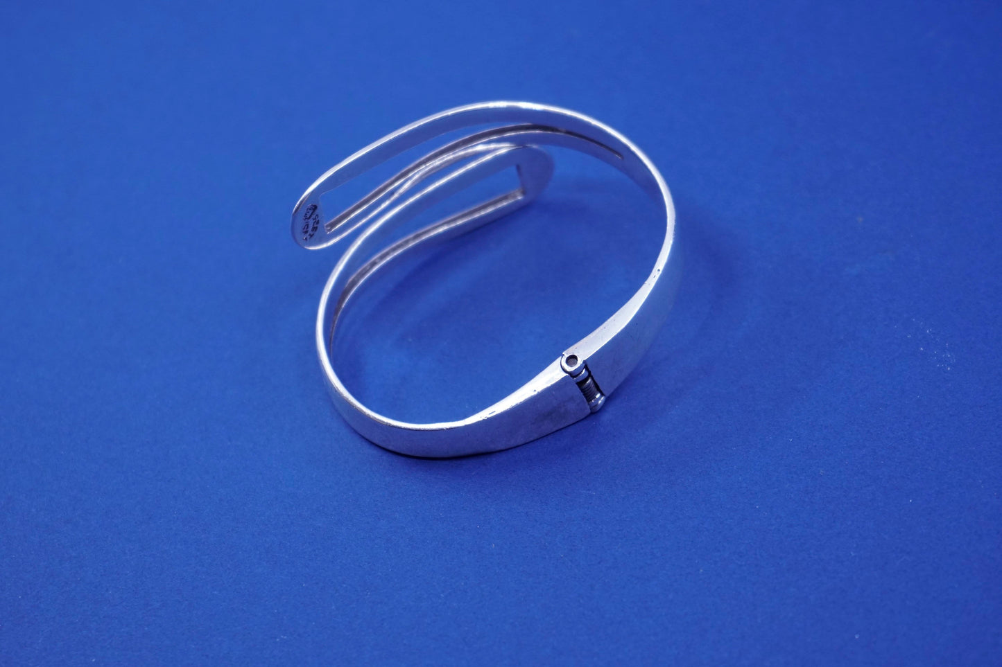 6”, vintage sterling silver handmade bracelet, 925 teardrop wrap bangle