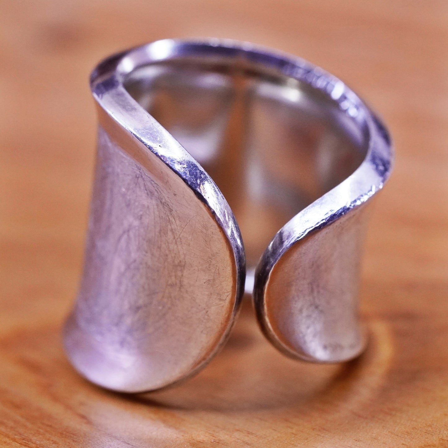 Size 6.5, Mexico Sterling silver handmade hammered ring Statement 925 wrap band
