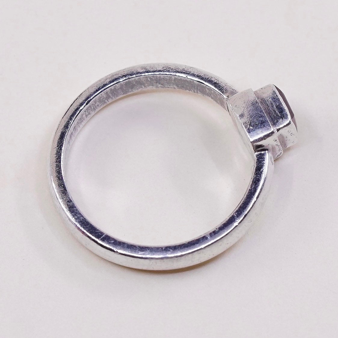 sz 4.5, vtg sterling silver square shaped ring, 925 w/ ruby, stamped 925