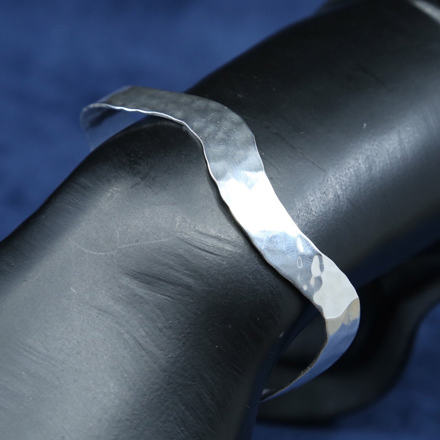 7", vtg sterling silver handmade bracelet, 925 hammered cuff, stamped sterling
