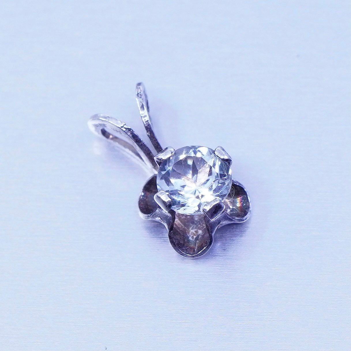 antique sterling 925 silver pendant with round Cz