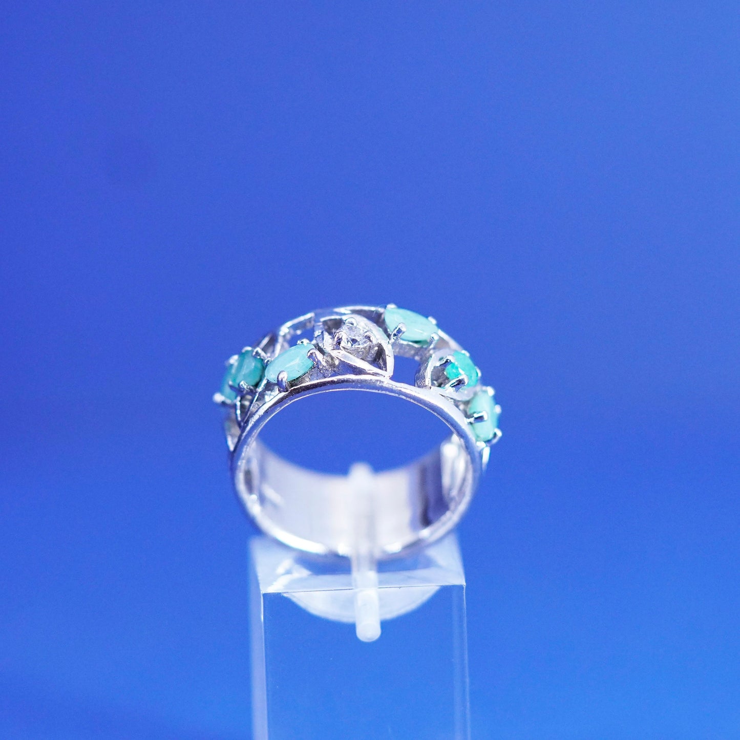 Size 9, vintage Sterling silver ring, wide 925 band with emerald and cz