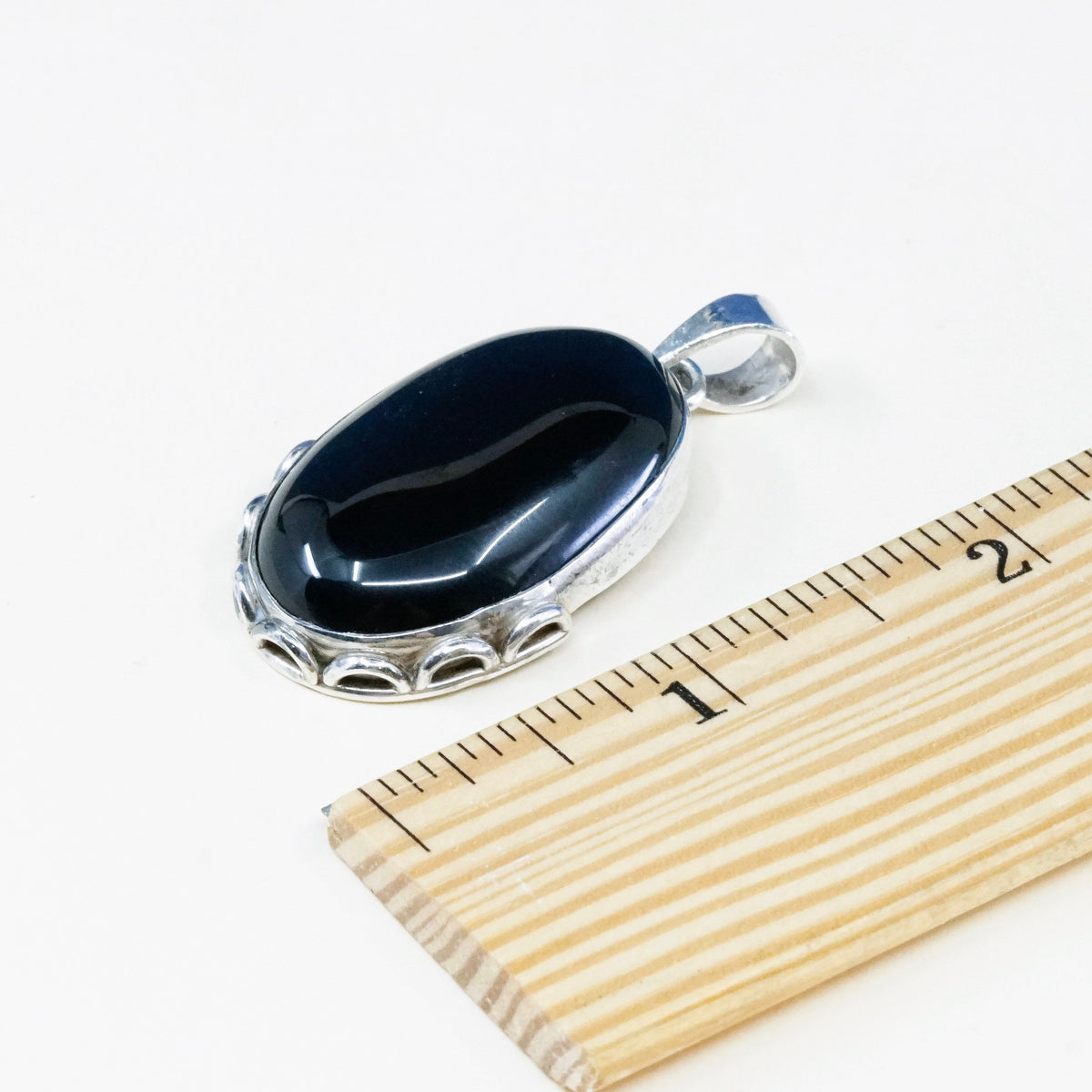 vintage handmade sterling silver pendant, Mexico 925 with oval black onyx