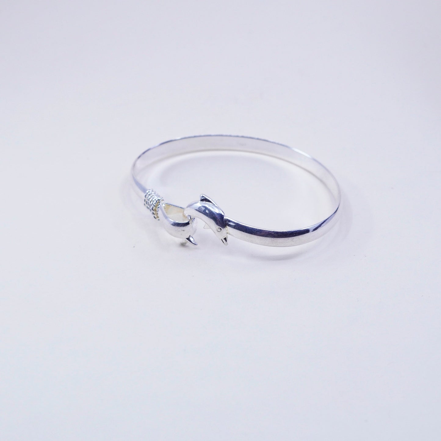 6.5”, Vintage sterling 925 silver handmade bracelet latch bangle dolphin