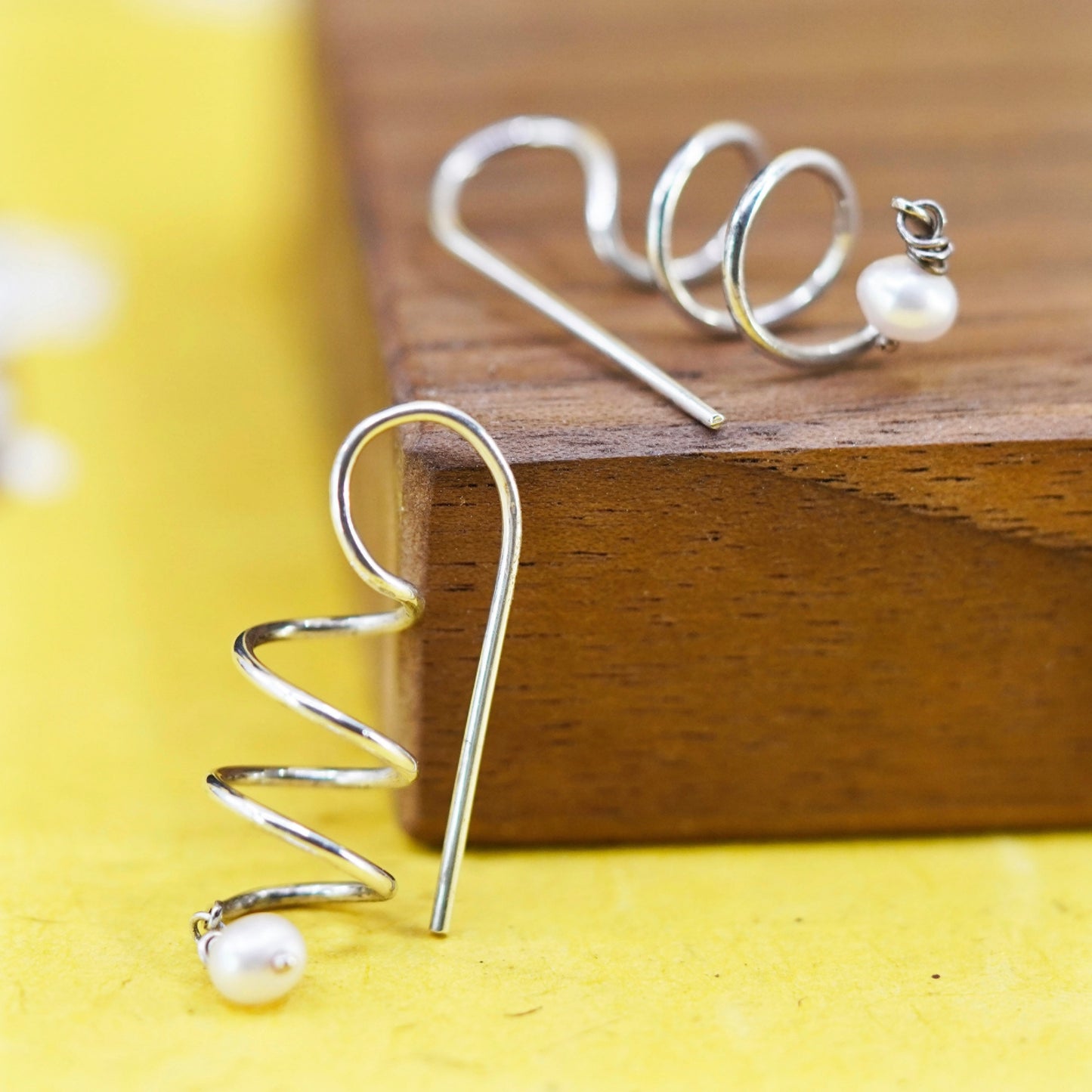 Vintage Sterling 925 silver handmade swirly earrings with pearl