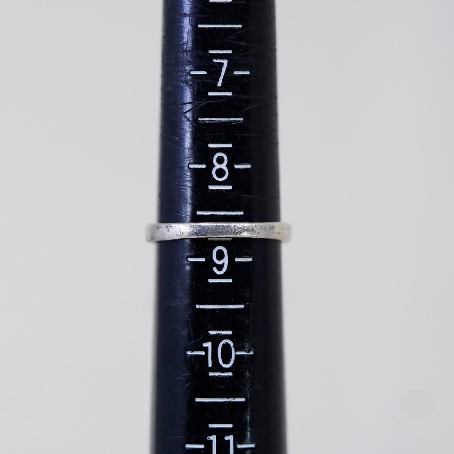 Size 8.5, vintage Sterling silver handmade ring, 925 band with amethyst