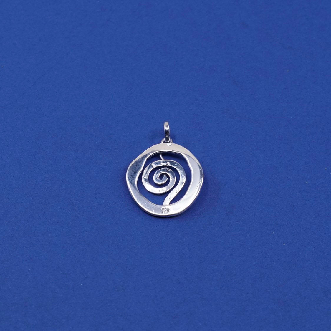 vtg Sterling silver handmade pendant, 925 w/ swirly southwestern style