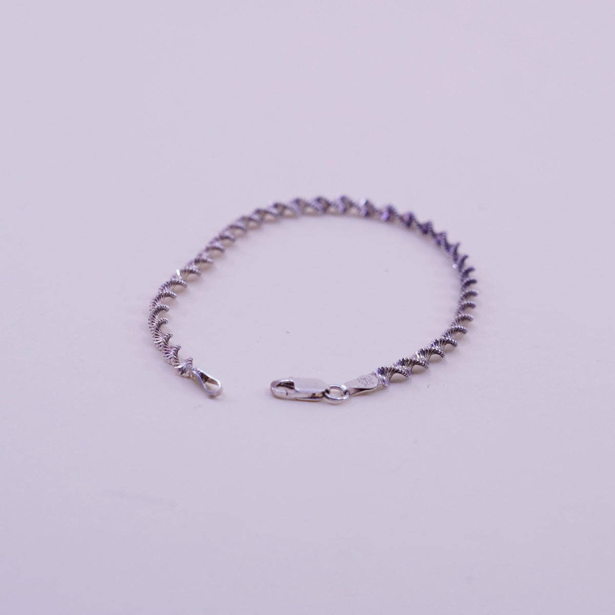 6.75”, 3mm, Vintage sterling silver bracelet, 925 twisted herringbone chain