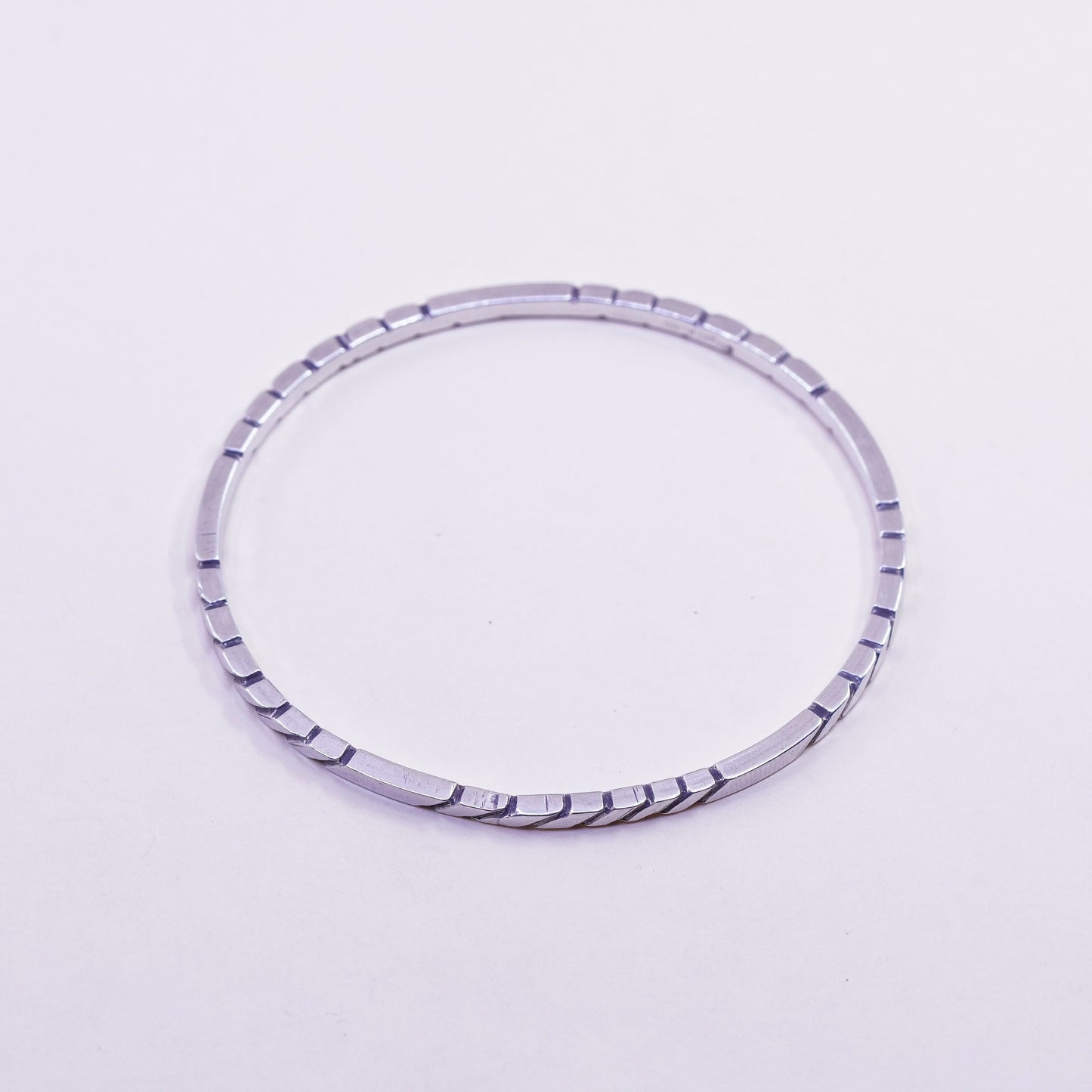 7.75”, vintage sterling 925 silver handmade textured ribbed bracelet, bangle