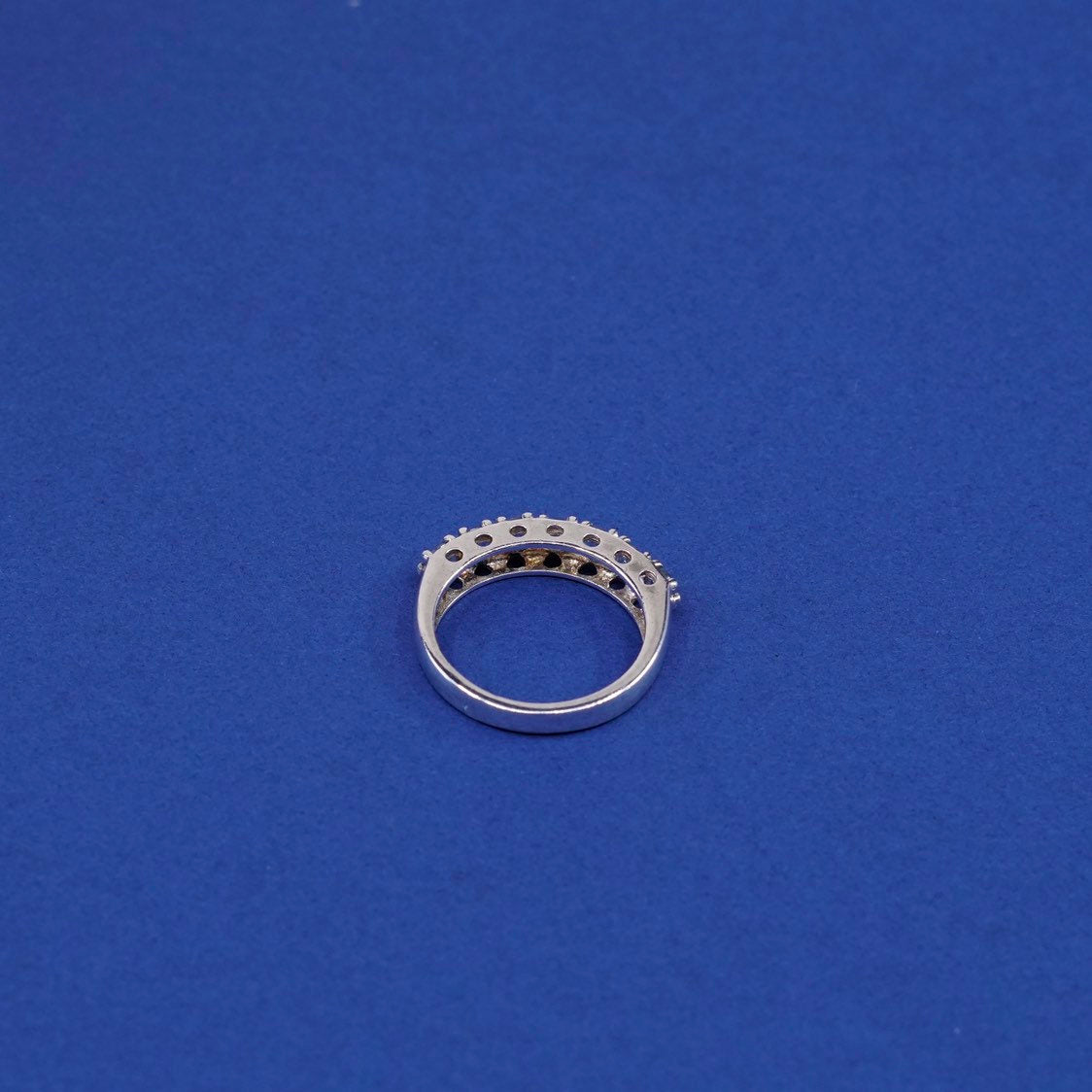 Size 6.25, vtg sterling silver ring, 925 w/ sapphire