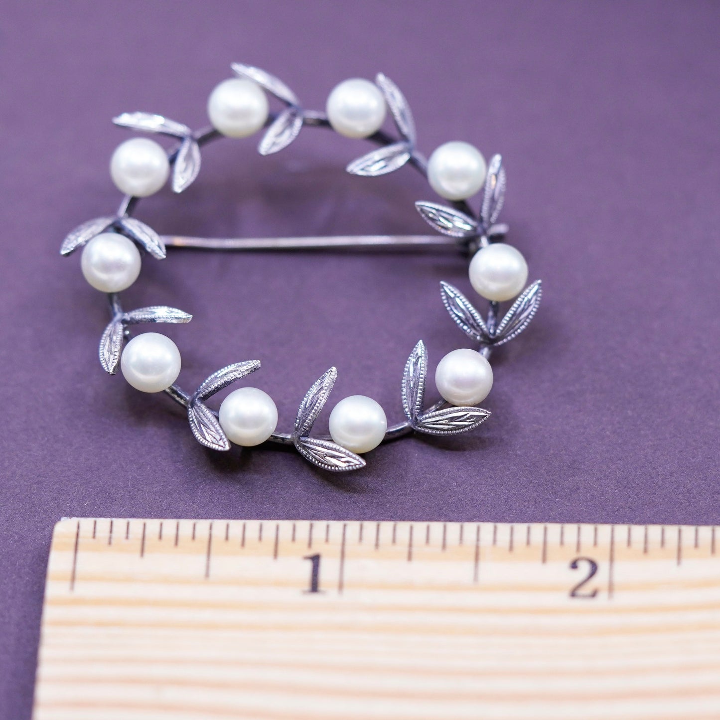 Vintage handmade sterling 925 silver leafy brooch with pearl