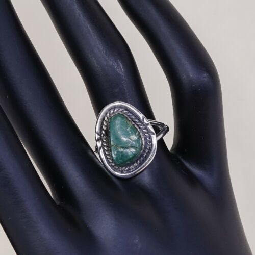 Sz 7.5 Vtg Native American Navajo Handmade Sterling 925 Silver W/ Turquoise Ring