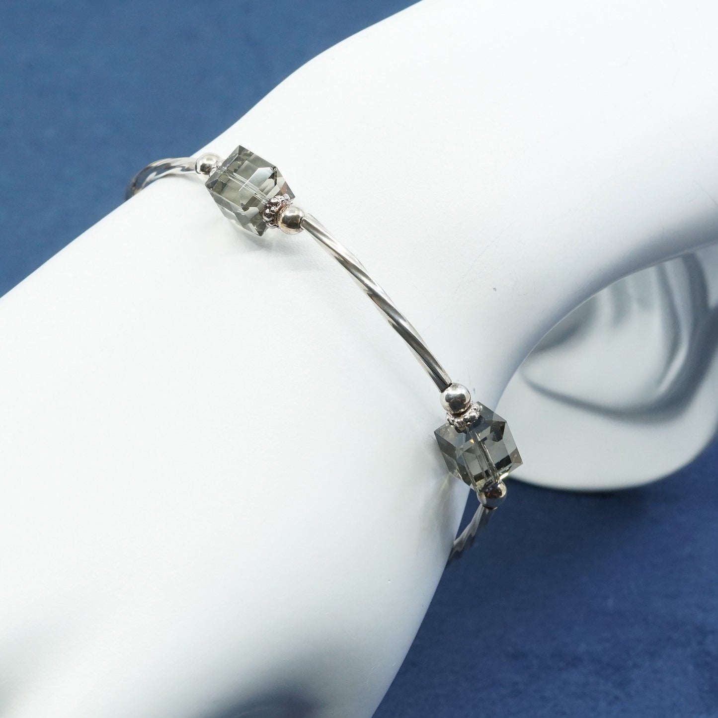 6.75", vtg Sterling silver handmade bracelet, 925 bar w/ Swarovski crystal