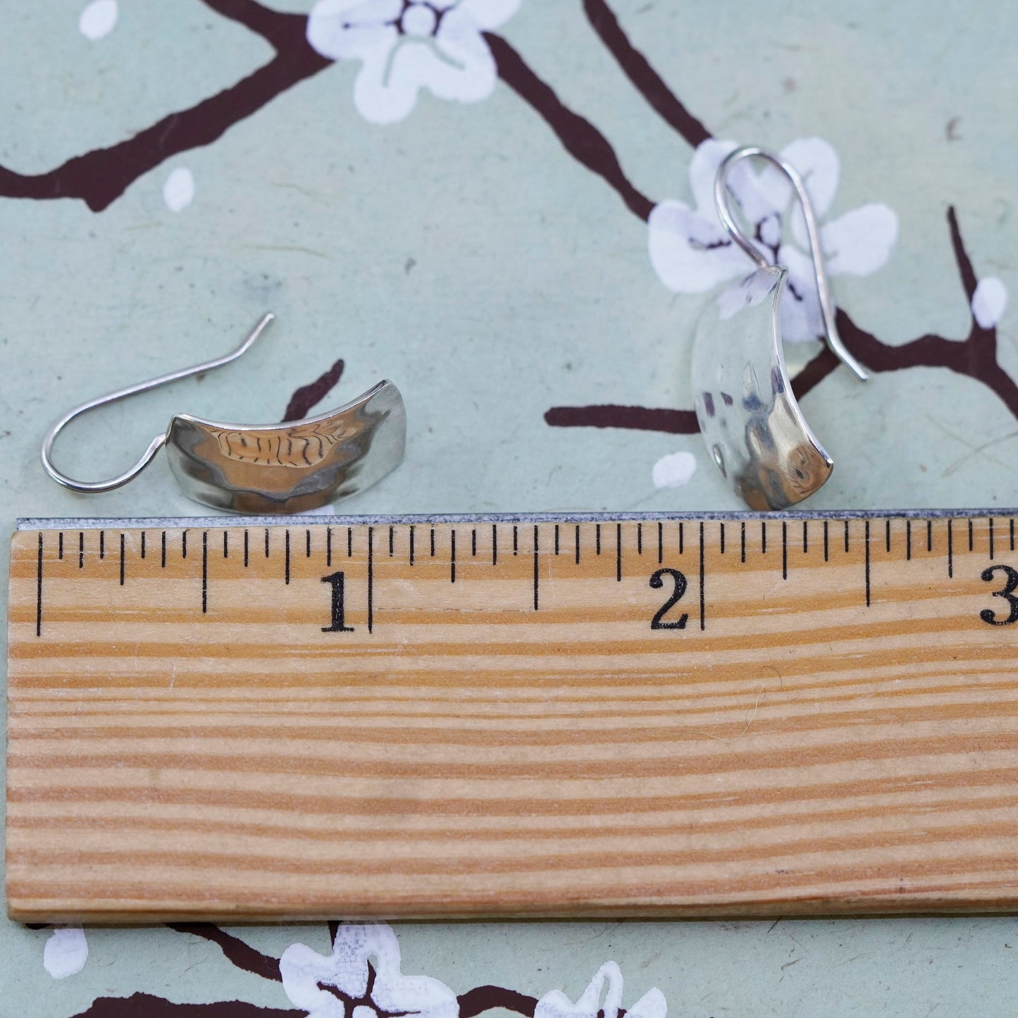 Vintage W0991 Retired Silpada Sterling 925 Silver Hammered rectangular Earrings