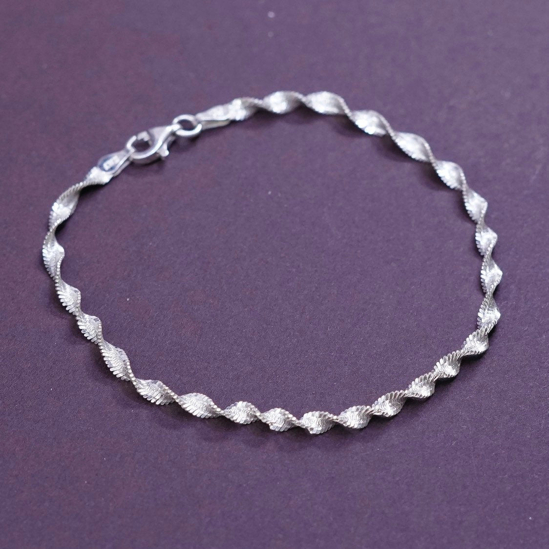 7.25, 3mm, Sterling silver twisted herringbone bracelet, Italy 925 chain