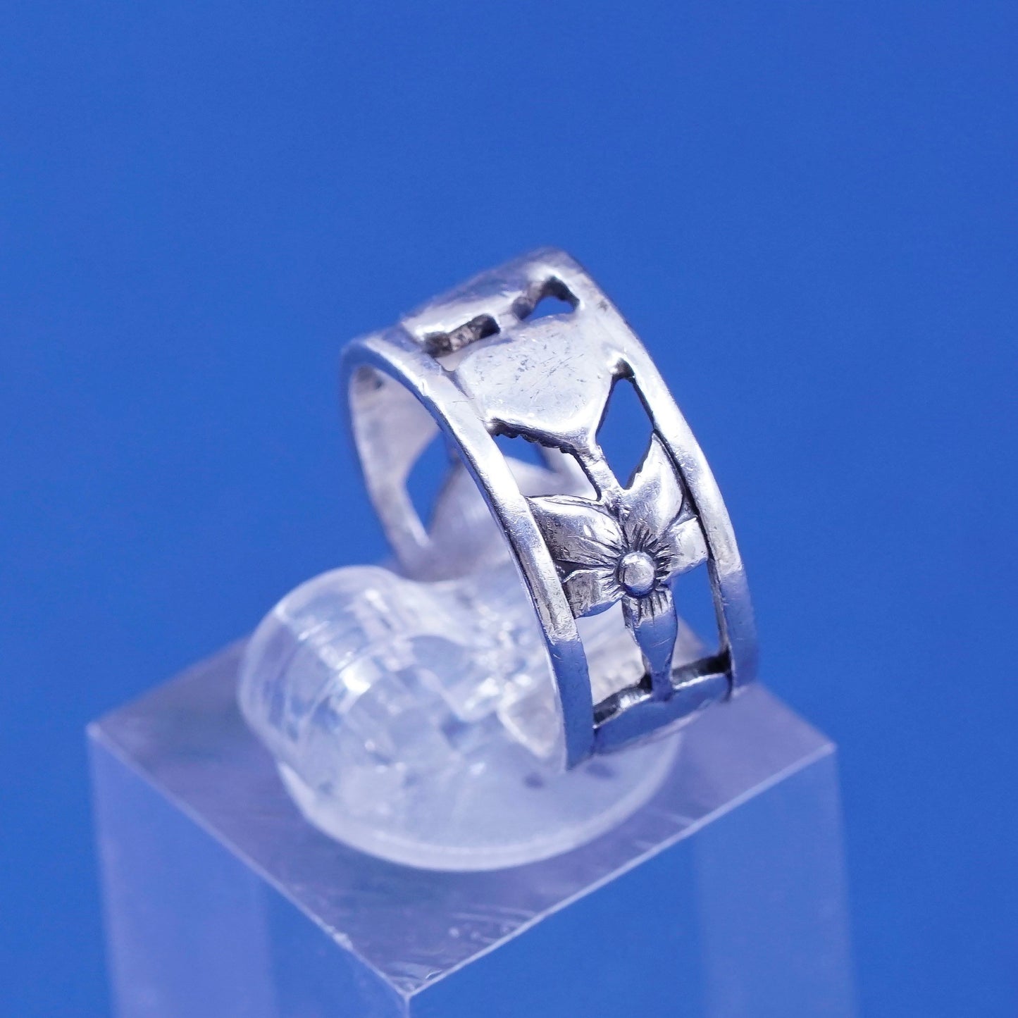 Size 5, vintage Sterling silver handmade ring, 925 filigree flower ring