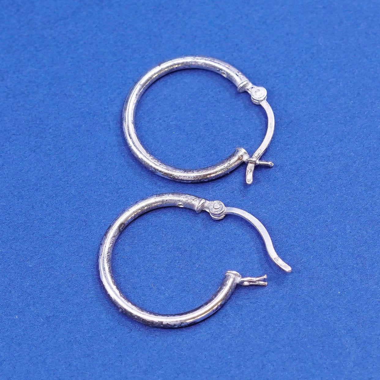 0.75”, vtg Sterling silver handmade earrings, 925 hoops, huggie