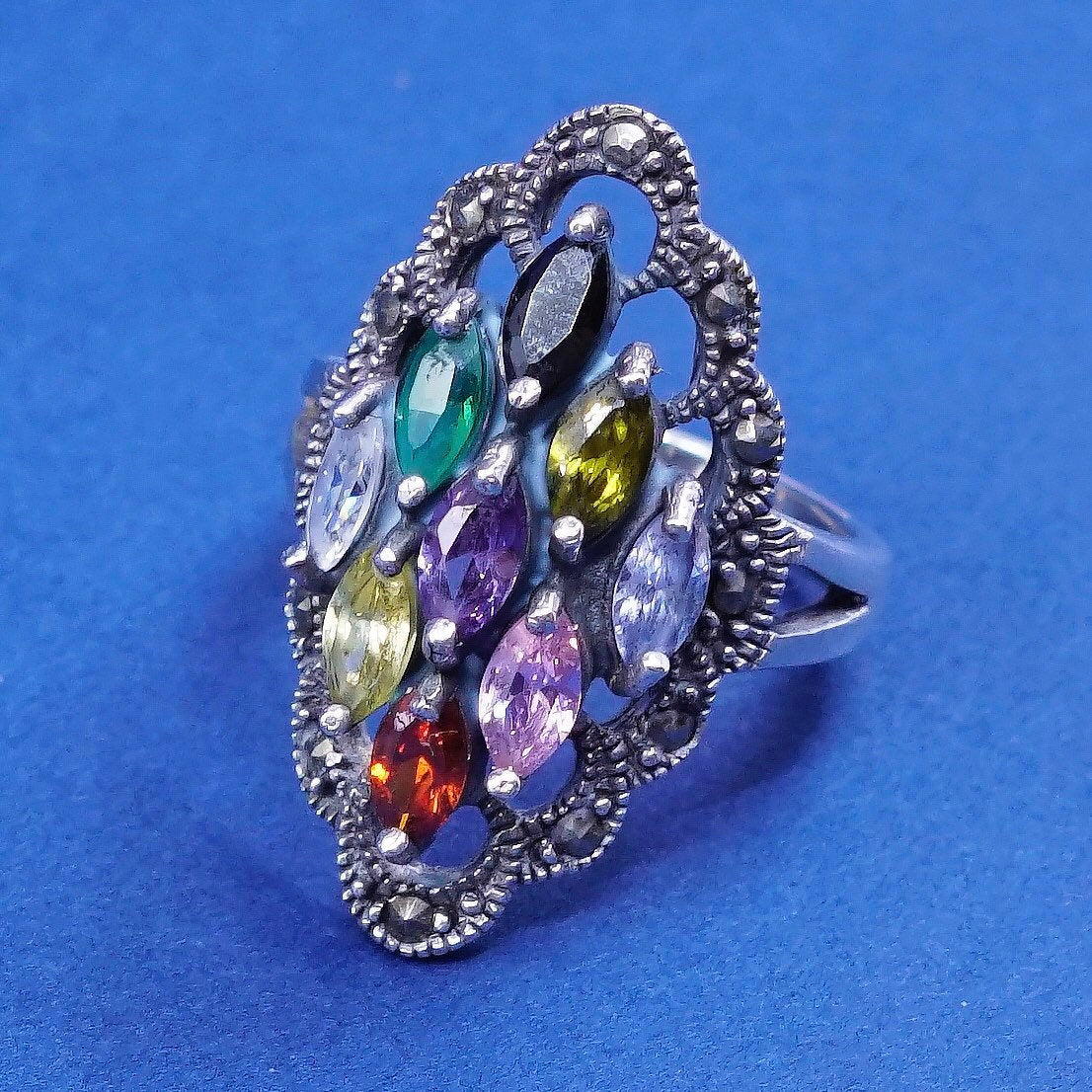 Size 5.75, sterling 925 silver ring, cluster crystal cocktail ring N marcasite