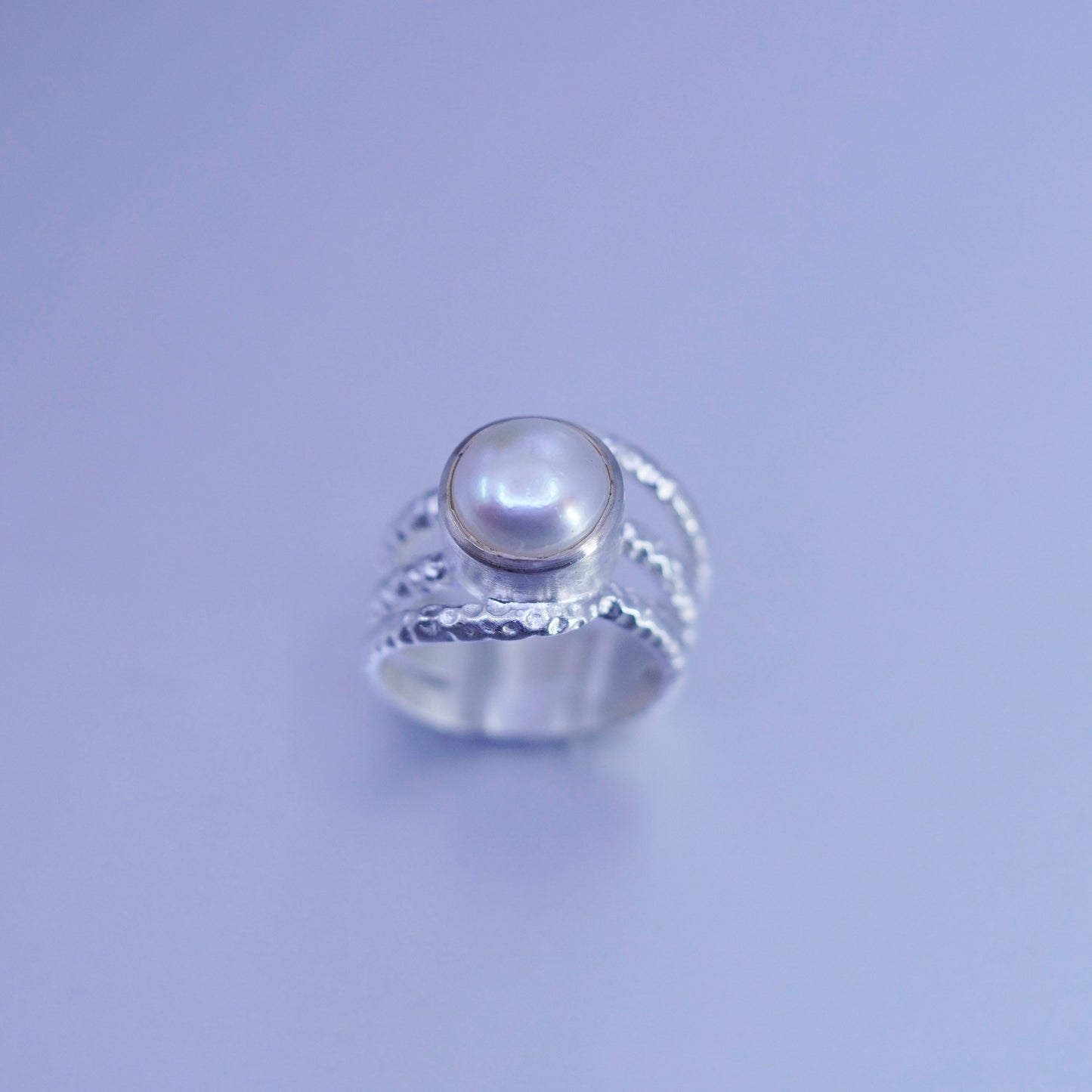 Size 7, vintage Sterling 925 silver handmade textured ring with pearl