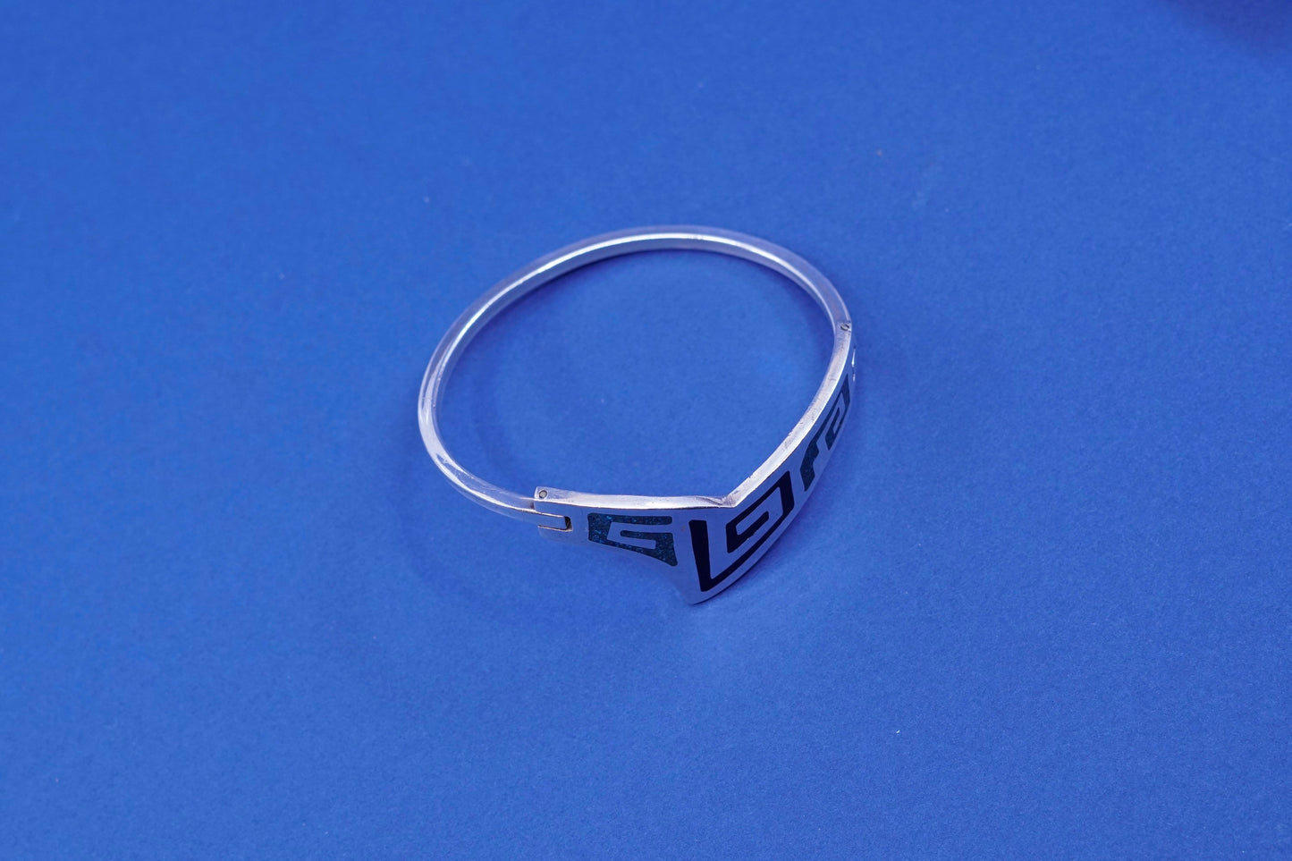 7”, vtg Sterling silver handmade bracelet, 925 bangle w/ Greek key N turquoise