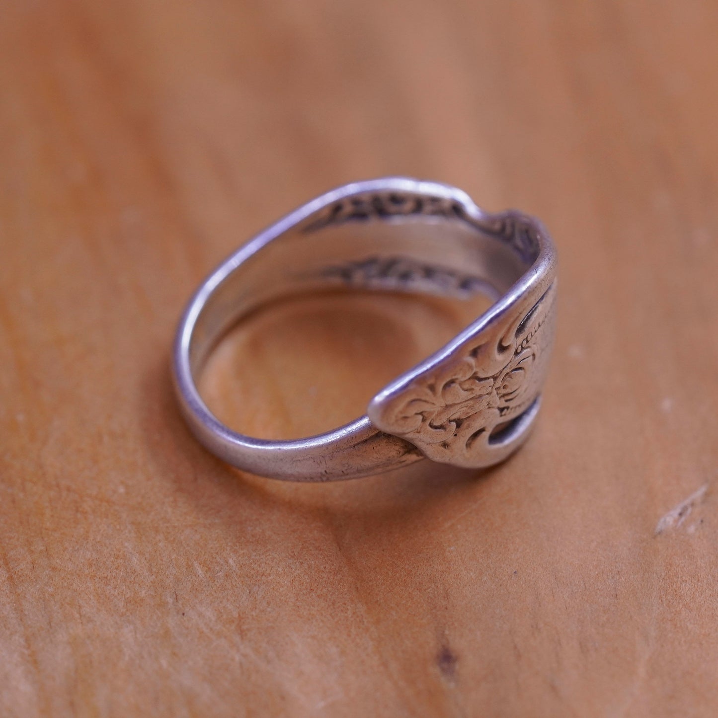 Size 8, vintage Sterling 925 silver handmade band, Sterling spoon ring