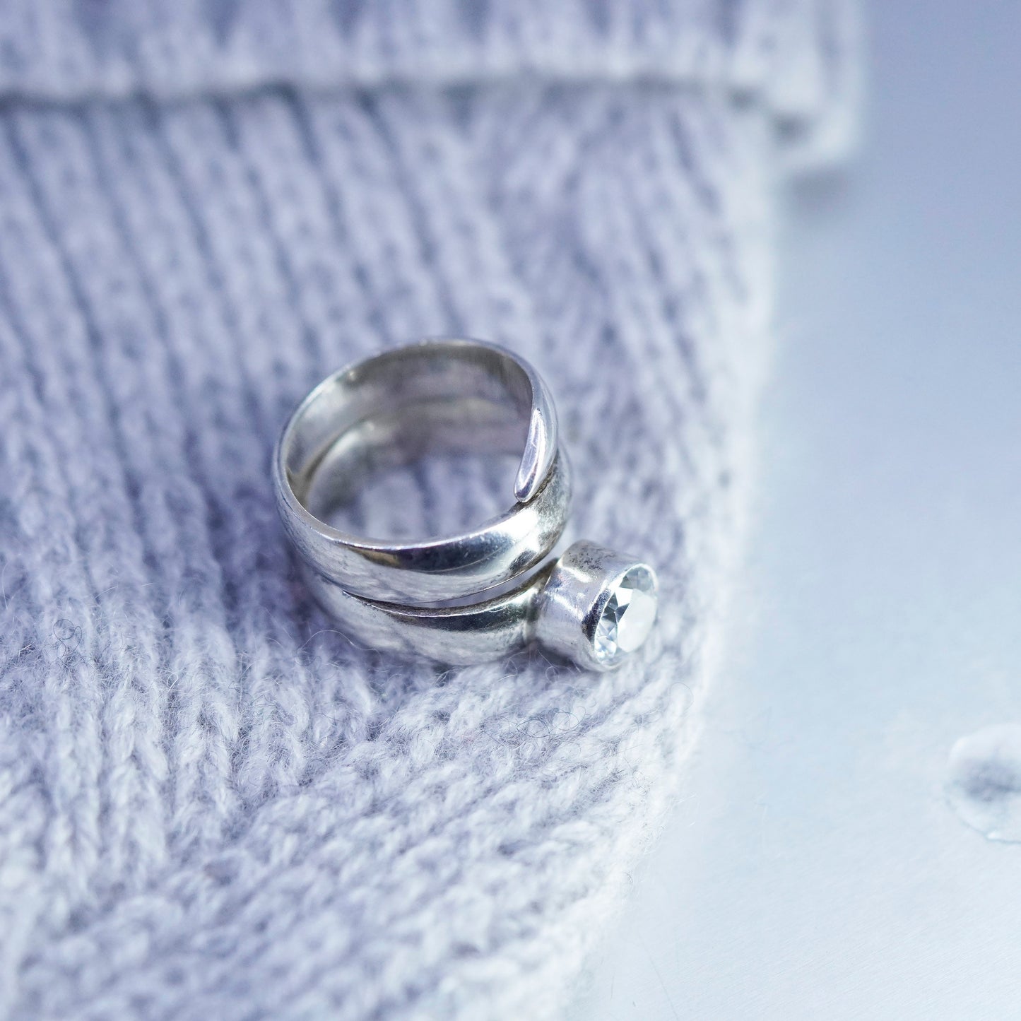 Size 5.75, vintage Sterling 925 silver handmade wrap swirly ring with Cz
