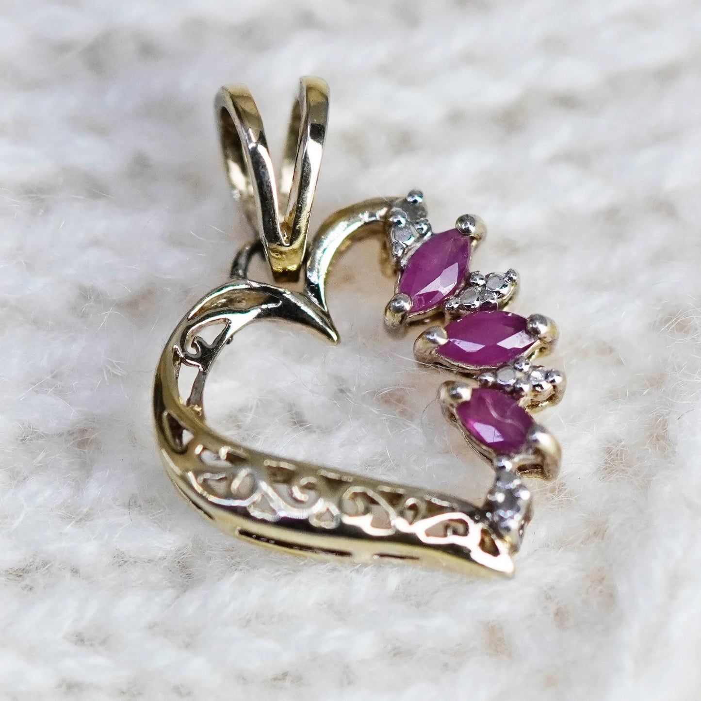 Vermeil Gold over sterling silver pendant, 925 heart with ruby and diamond
