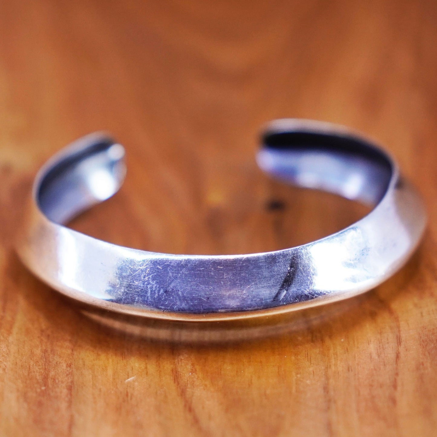 6.25”, Vintage Mexico Sterling silver handmade bracelet, ribbed 925 cuff