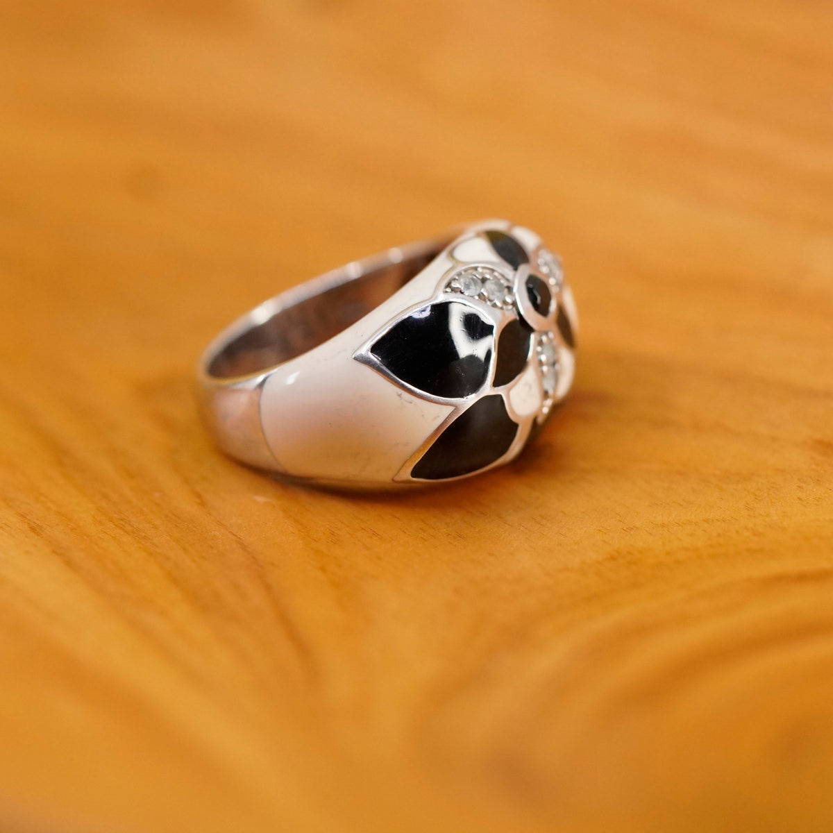 Size 7, vintage sterling 925 silver handmade cocktail band ring black enamel cz