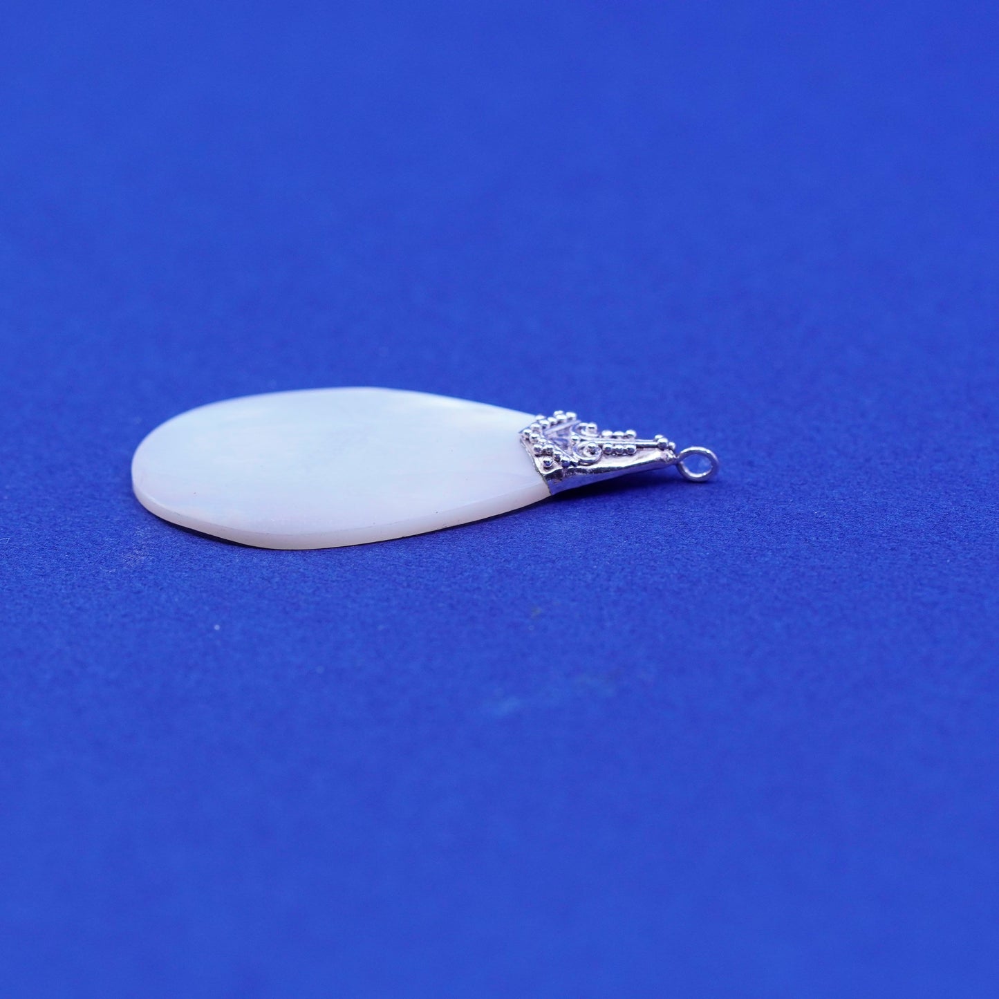Vintage sterling 925 silver handmade pendant with teardrop mother of pearl