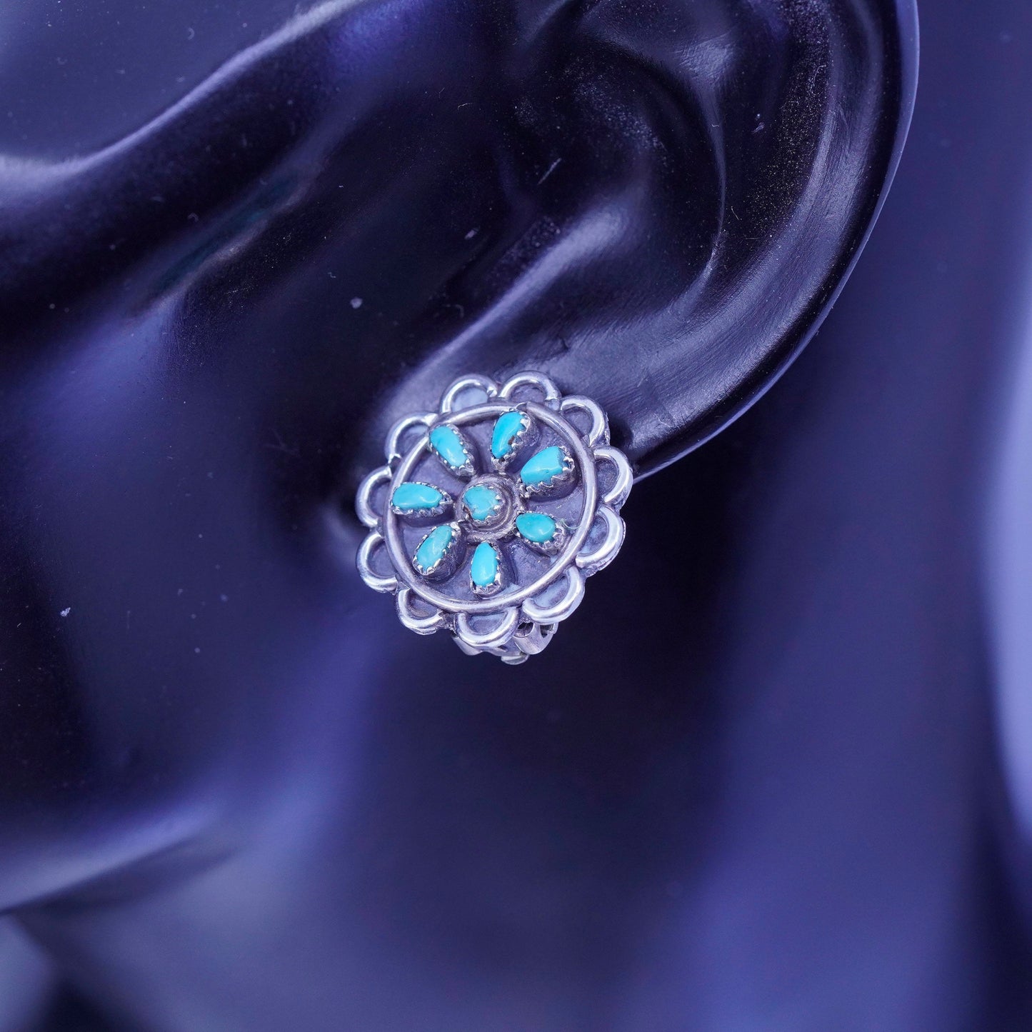 Native American Zuni Sterling 925 silver earrings, flower clip on turquoise