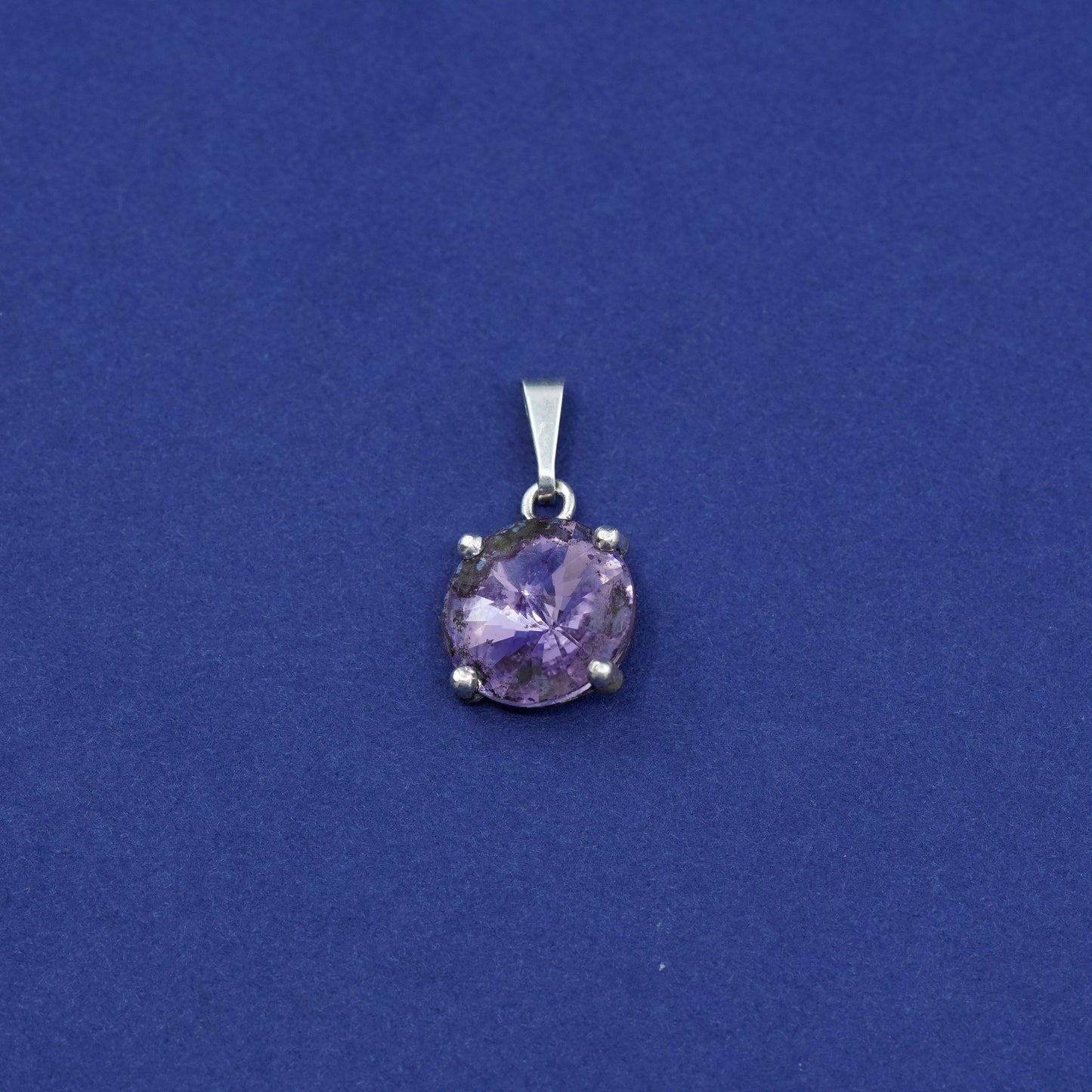 Vintage sterling 925 silver handmade pendant with amethyst