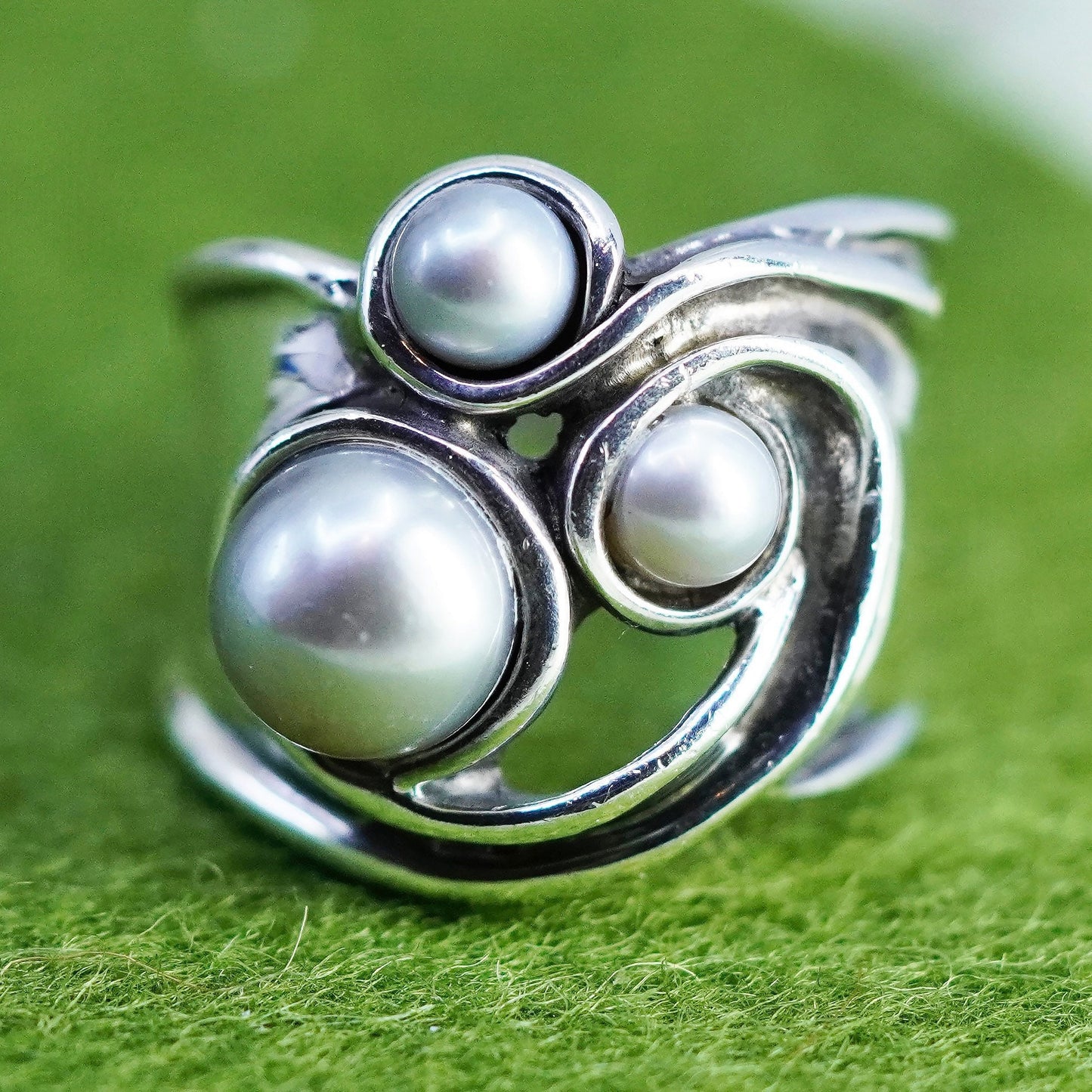Size 7.25, vintage Israel Sterling silver handmade ring, 925 band with pearls