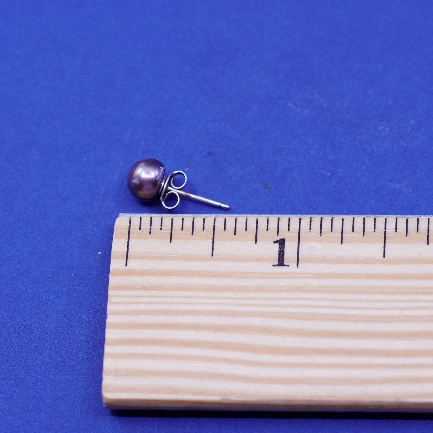 4mm, Sterling 925 silver with black pearl studs earrings