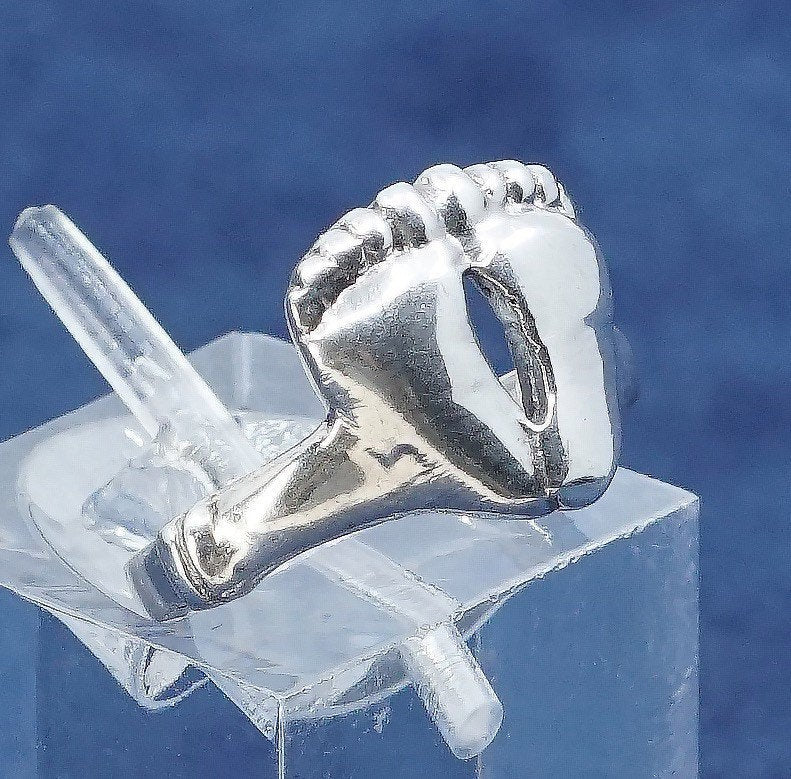 sz 2.75, vtg Sterling silver handmade ring, 925 band w/ baby footprint